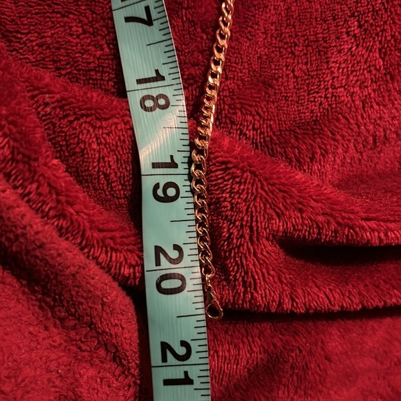 Vintage style Stencilled leaf necklace and drop. Earrings set new - Picture 7 of 11